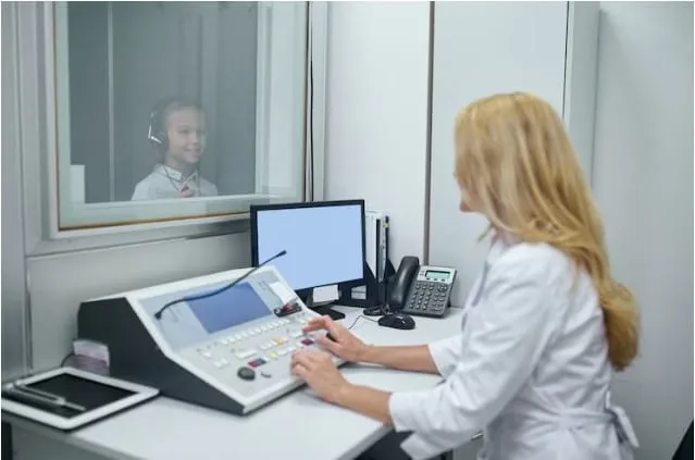 Sala de audiometria da Clínica Sinus Prime